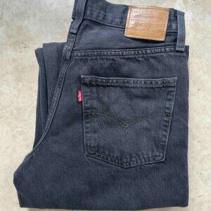 Levi's "Baggy Dad" Jeans
